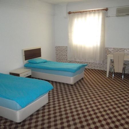 Konak Hotel Mut Exteriör bild