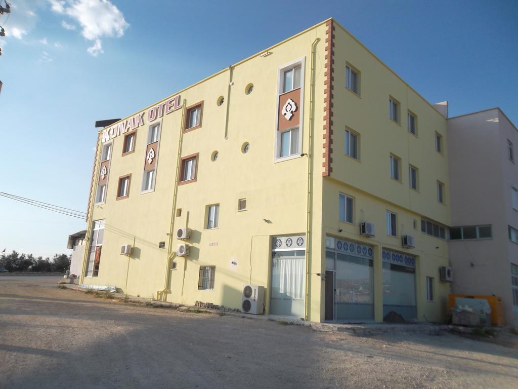 Konak Hotel Mut Exteriör bild